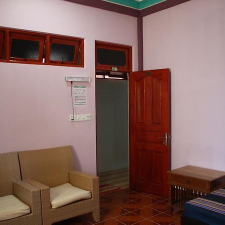 Aqua Inn Naifaru Bagian luar foto