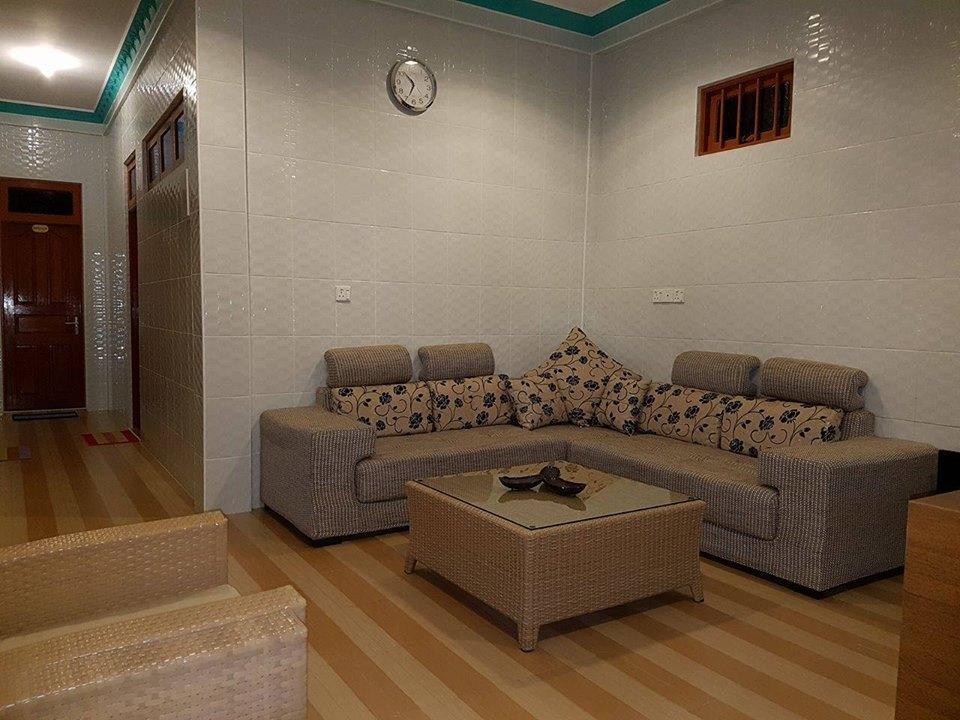 Aqua Inn Naifaru Bagian luar foto