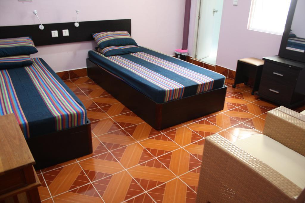 Aqua Inn Naifaru Bagian luar foto