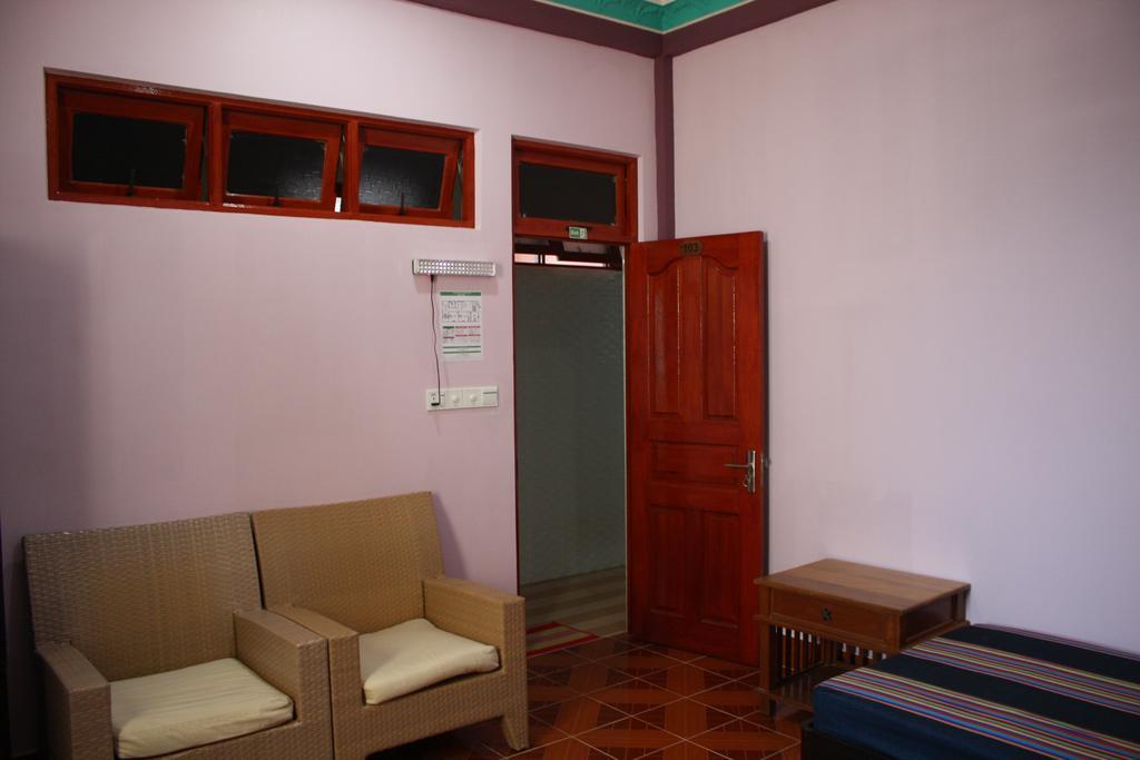 Aqua Inn Naifaru Bagian luar foto